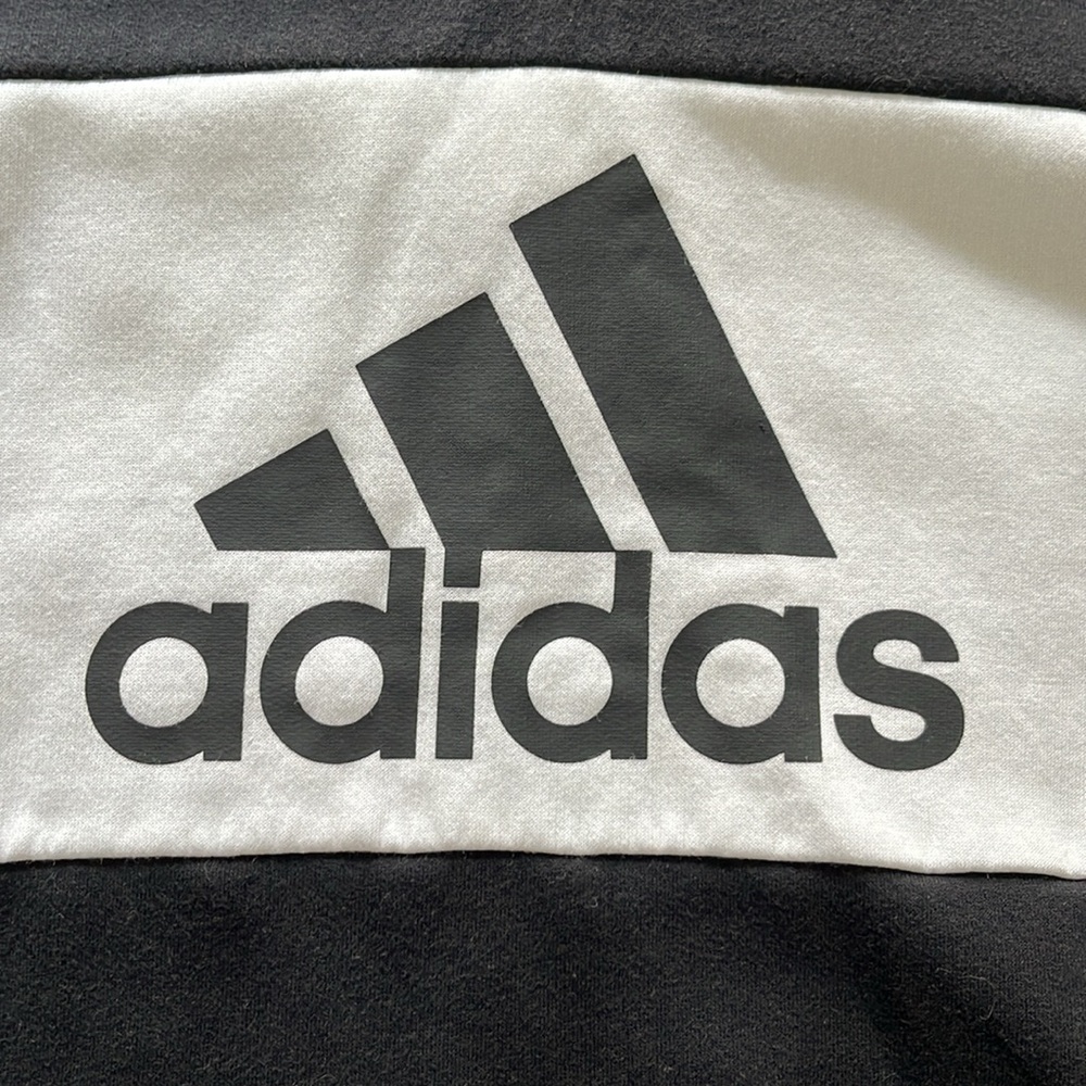 Crewneck - Picture 3 of 6